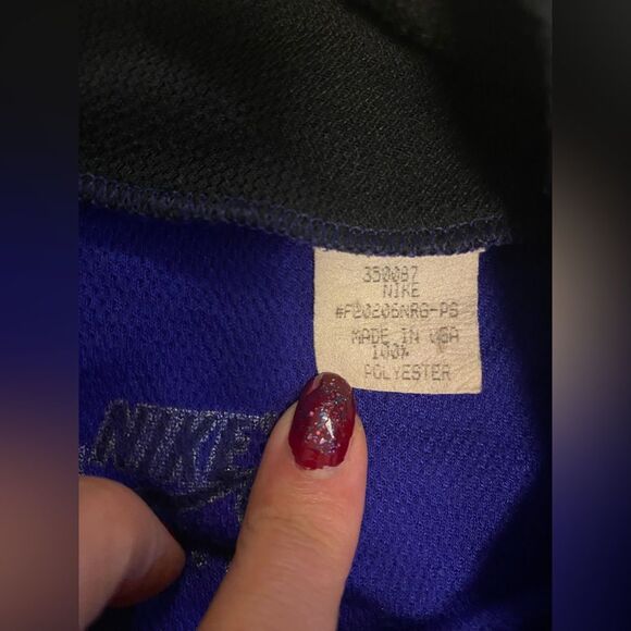 EUC Nike DriFit Size L - Picture 11 of 13